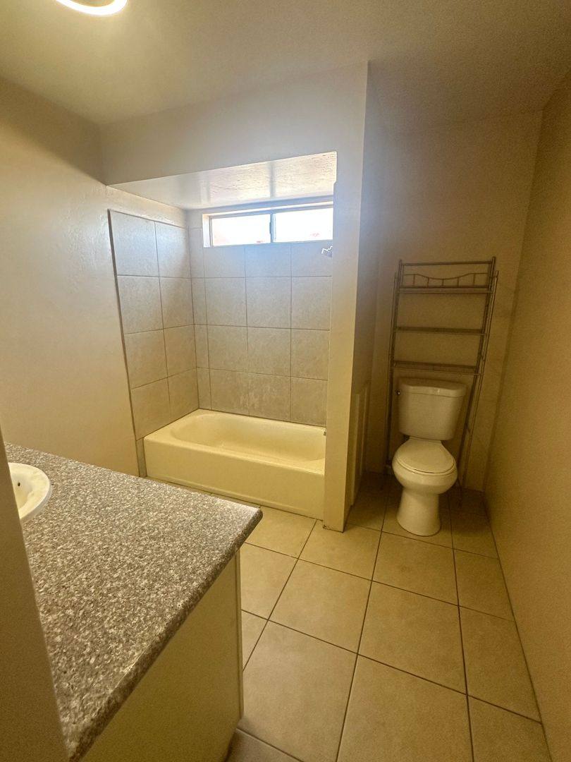 Apartment for rent at 3502 Pioneer Dr, Bakersfield, CA 93306