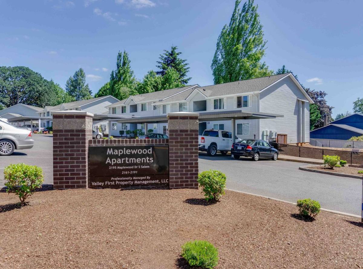 Apartment for rent at 2195 Maplewood Dr S, Salem, OR 97306