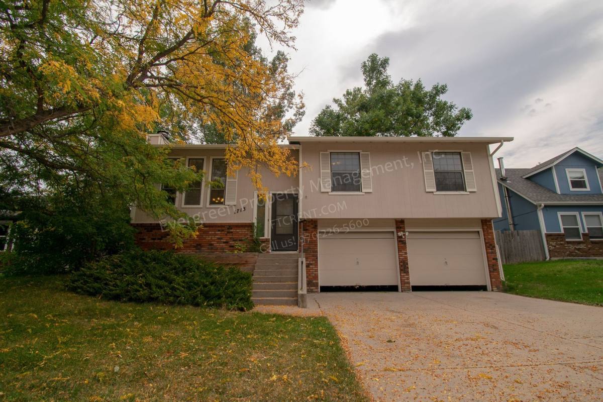 House for rent at 1713 Hastings Dr, Fort Collins, CO 80526