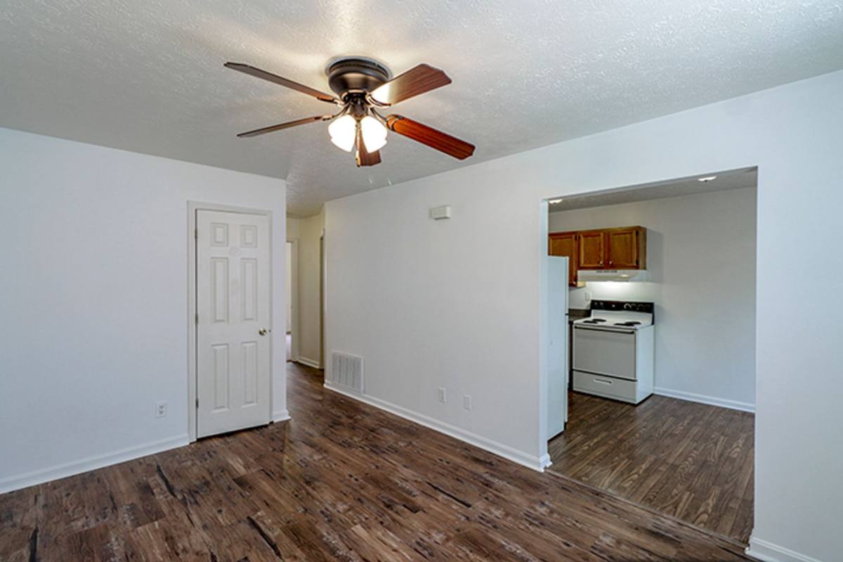 Apartment for rent at 8508 Standing Oak, Louisville, KY 40258