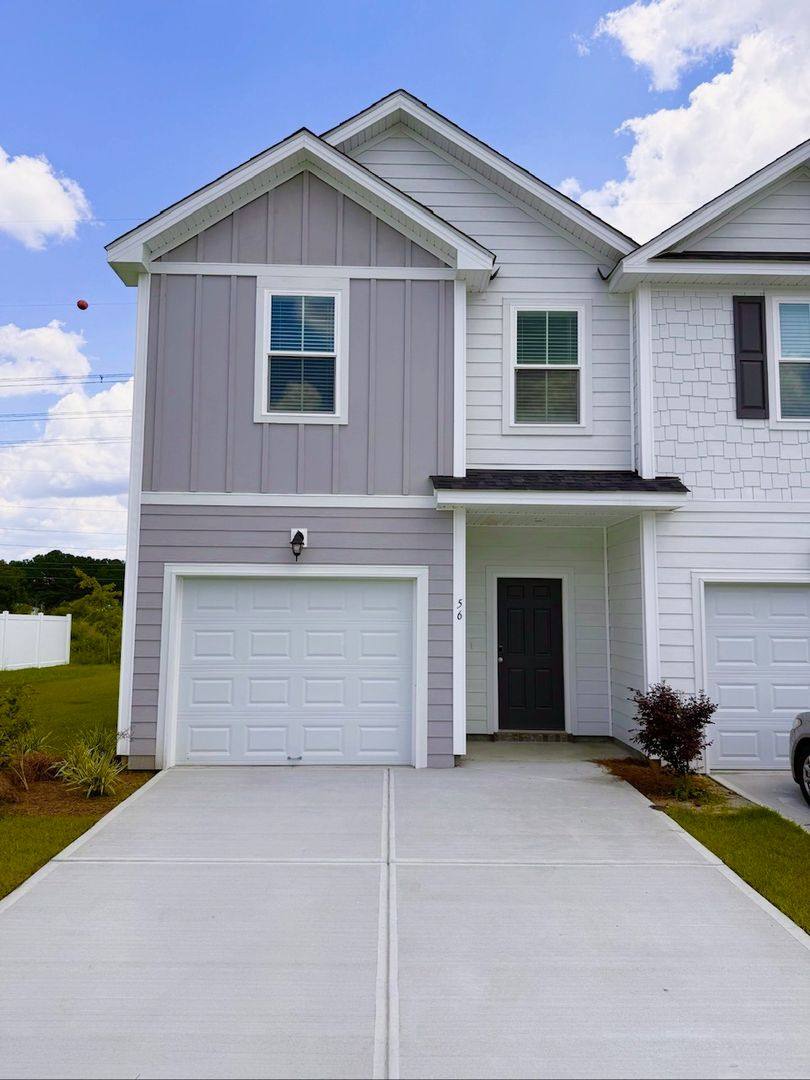 Townhouse for rent at 56 Stafford Loop, Richmond Hill, GA 31324