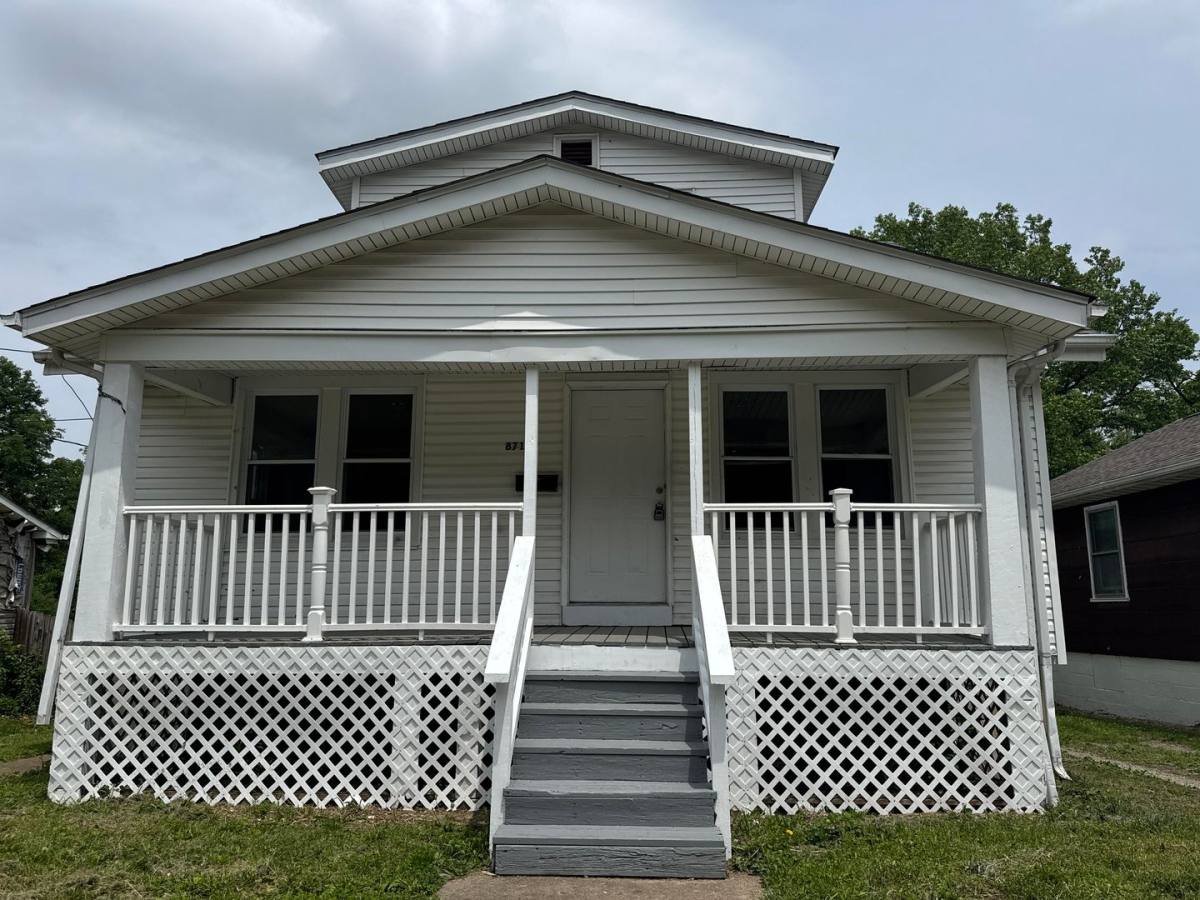 House for rent at 8711 Alva Ave, Saint Louis, MO 63121