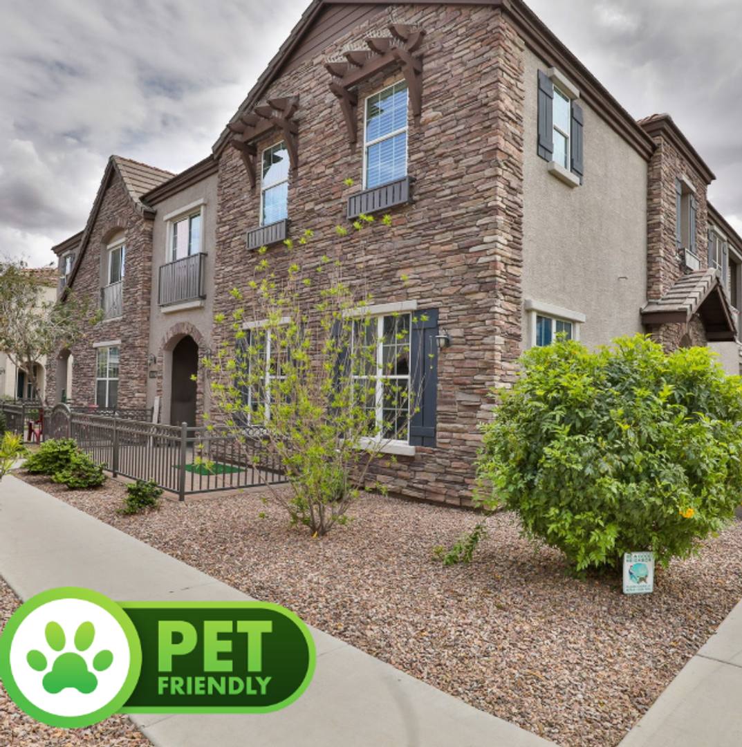 Apartment for rent at 4716 E Red Oak Lane #102, Gilbert, AZ 85297