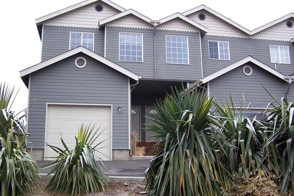 Townhouse for rent at 2358 NE Ocker, Bend, OR 97701