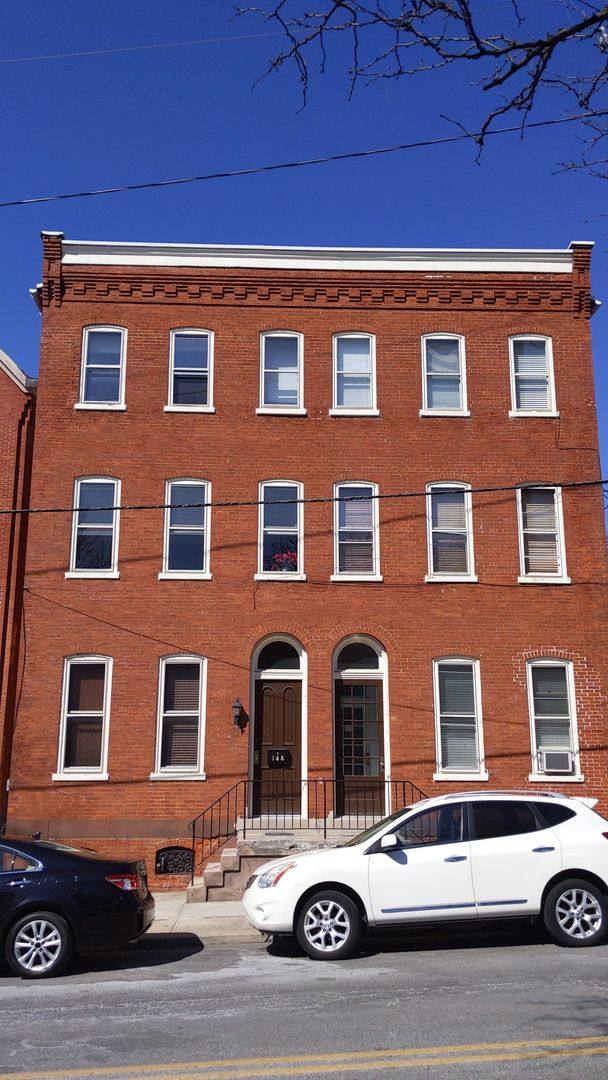 Apartment for rent at 143-145 E Vine St, Lancaster, PA 17602