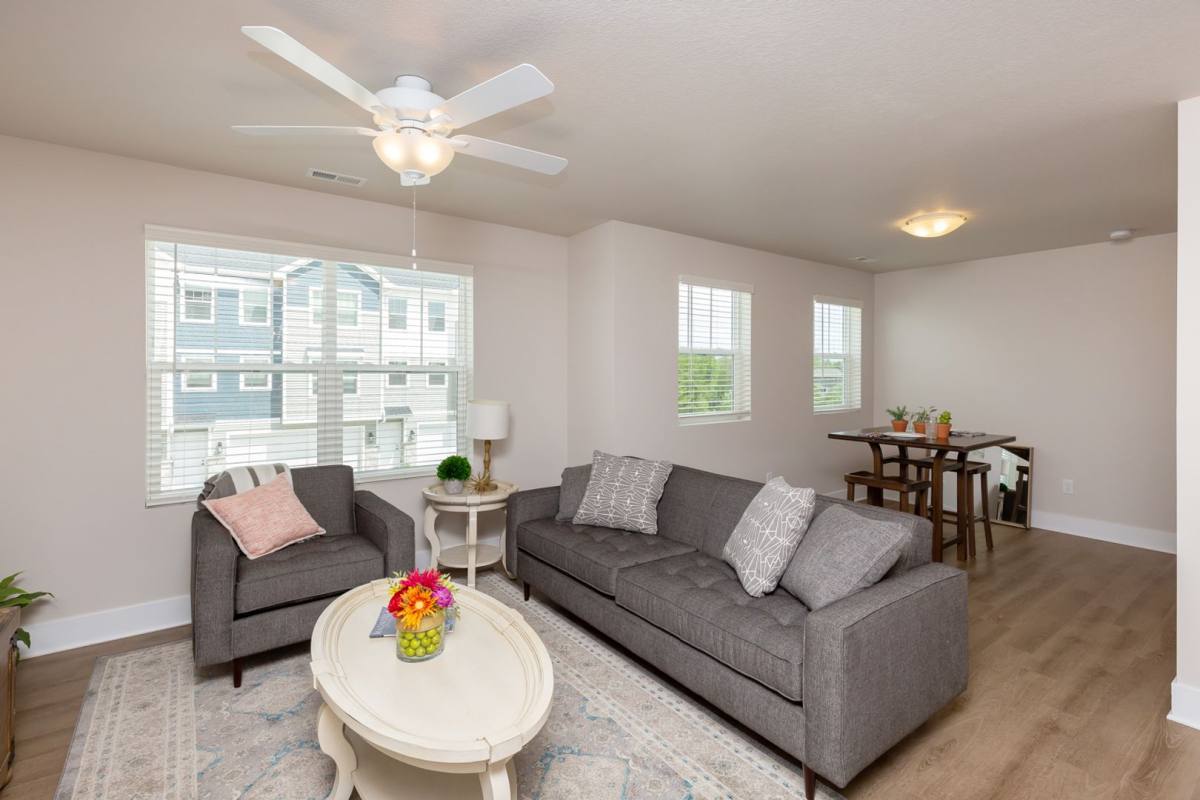 Townhouse for rent at 157 NE 22nd Lane, Ankeny, IA 50021