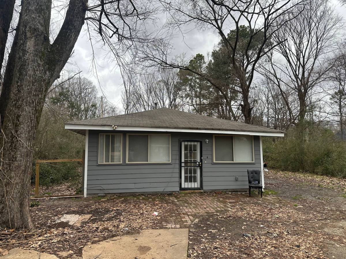 House for rent at 4550 Flamingo Rd, Memphis, TN 38117