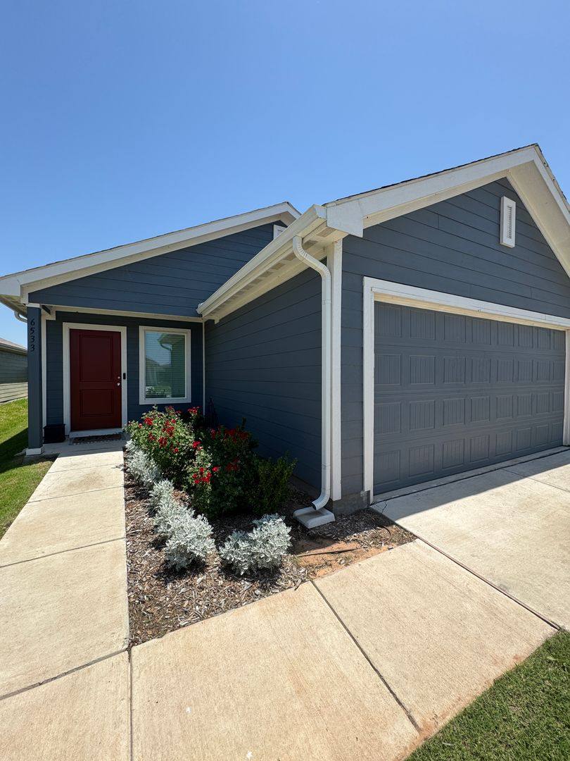 House for rent at 6533 Middlebury Dr, Princeton, TX 75407