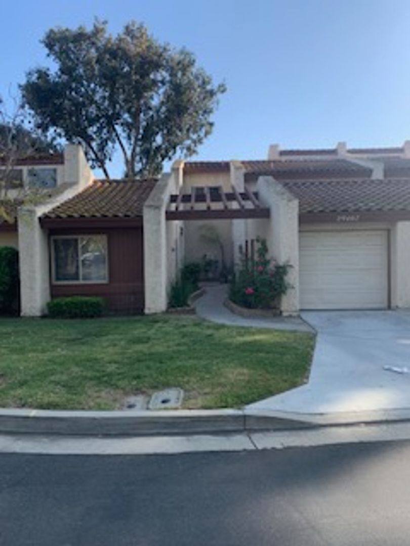 Townhouse for rent at 29407 Via La Plaza, Murrieta, CA 92563
