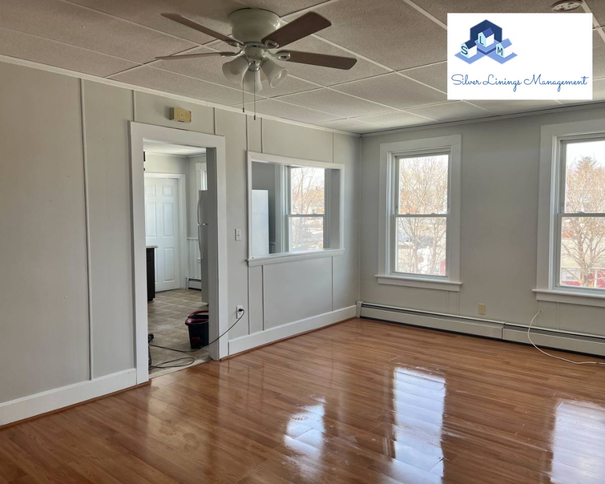 Apartment for rent at 86 Park St, Gardner, MA 01440