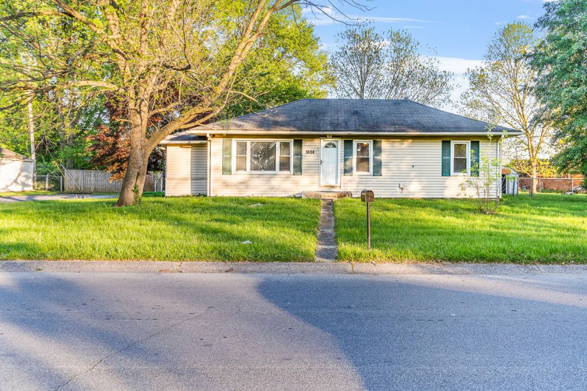 House for rent at 1624 Jonquil Dr, Jeffersonville, IN 47130