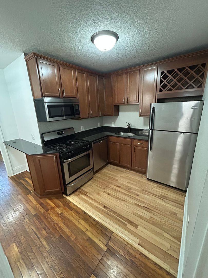 Apartment for rent at 2300 Harriet Ave S, Minneapolis, MN 55405
