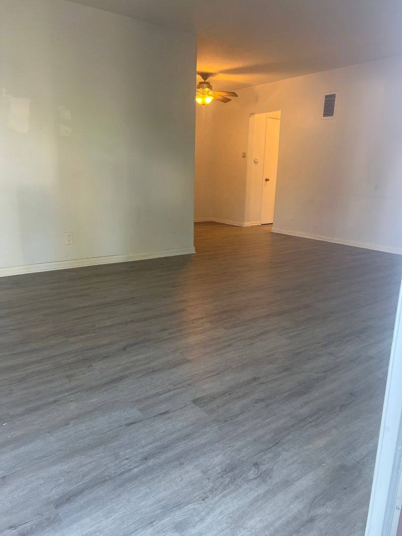 Apartment for rent at 4028 Perlita Ave, Los Angeles, CA 90039