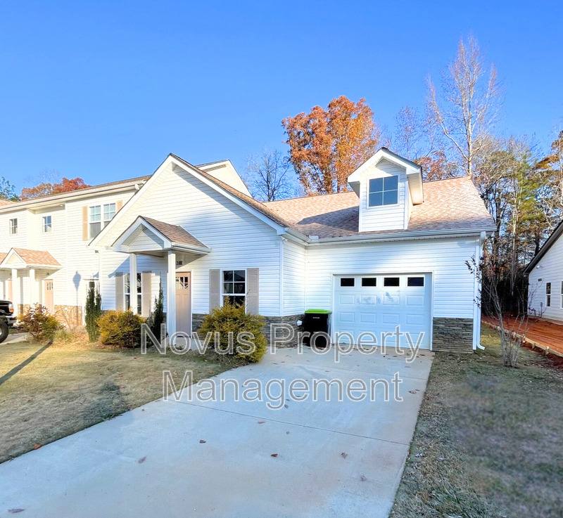 Townhouse for rent at 148 Crest Pointe, Bremen, GA 30110