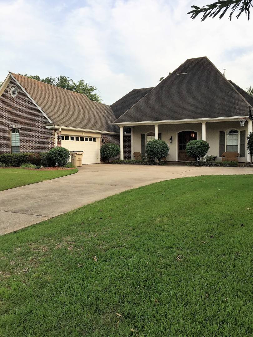House for rent at 1939 Bayou Bend Dr, Bossier City, LA 71111