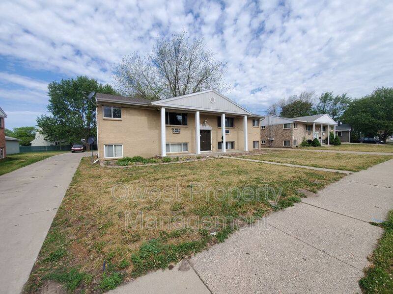 Apartment for rent at 3027 Taft Ave SW, Wyoming, MI 49519