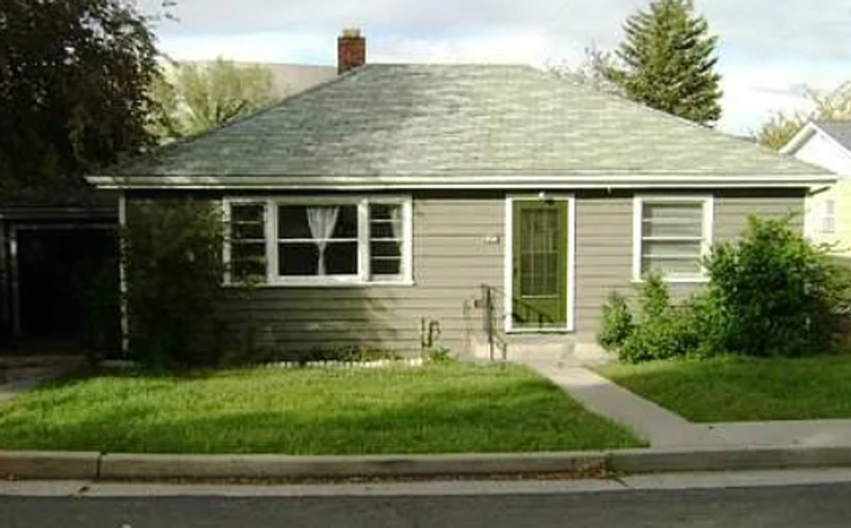 House for rent at 1516 Hillside Dr, Reno, NV 89503