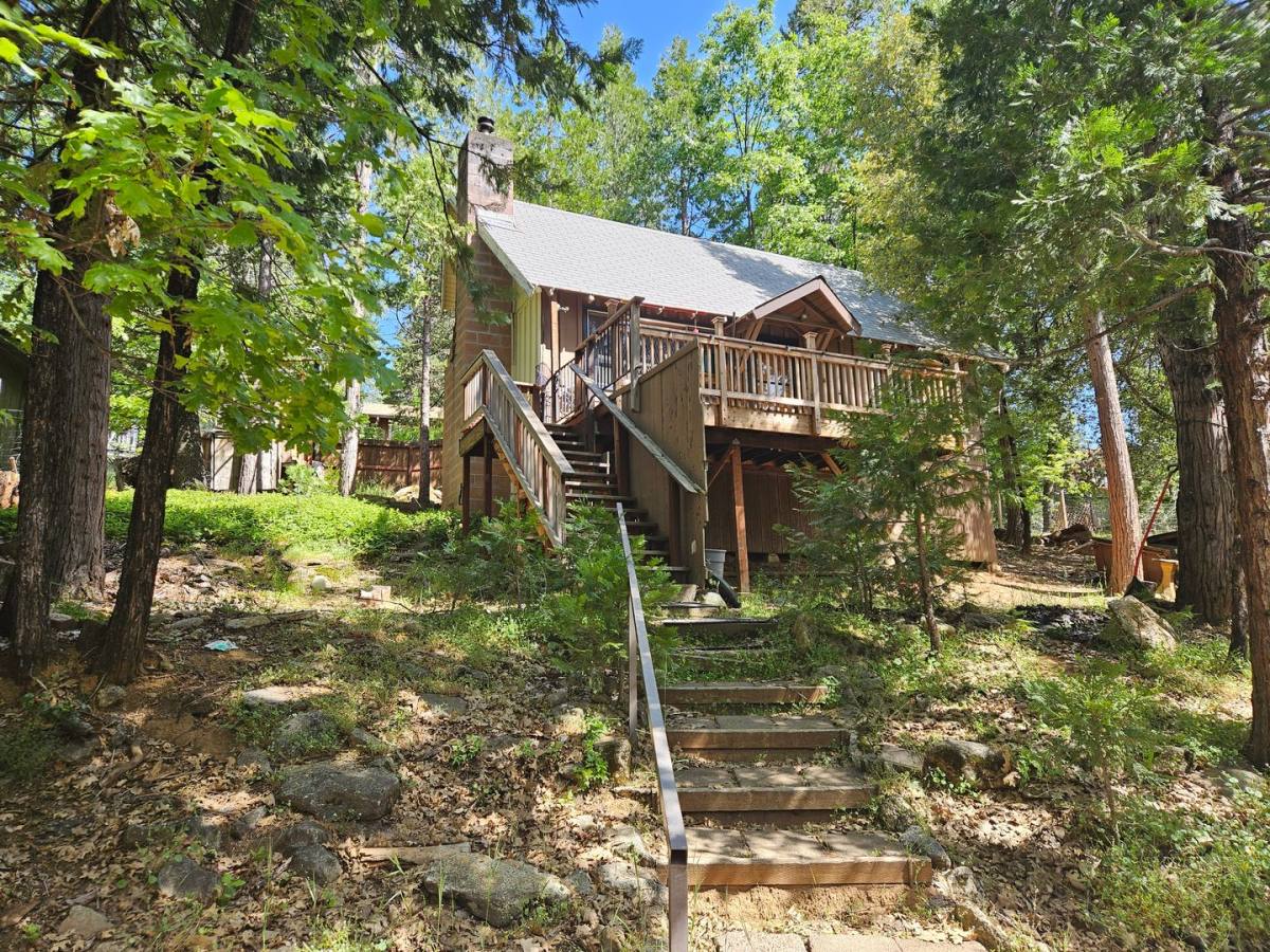 House for rent at 20740 Hekeke Lane, Mi Wuk Village, CA 95346