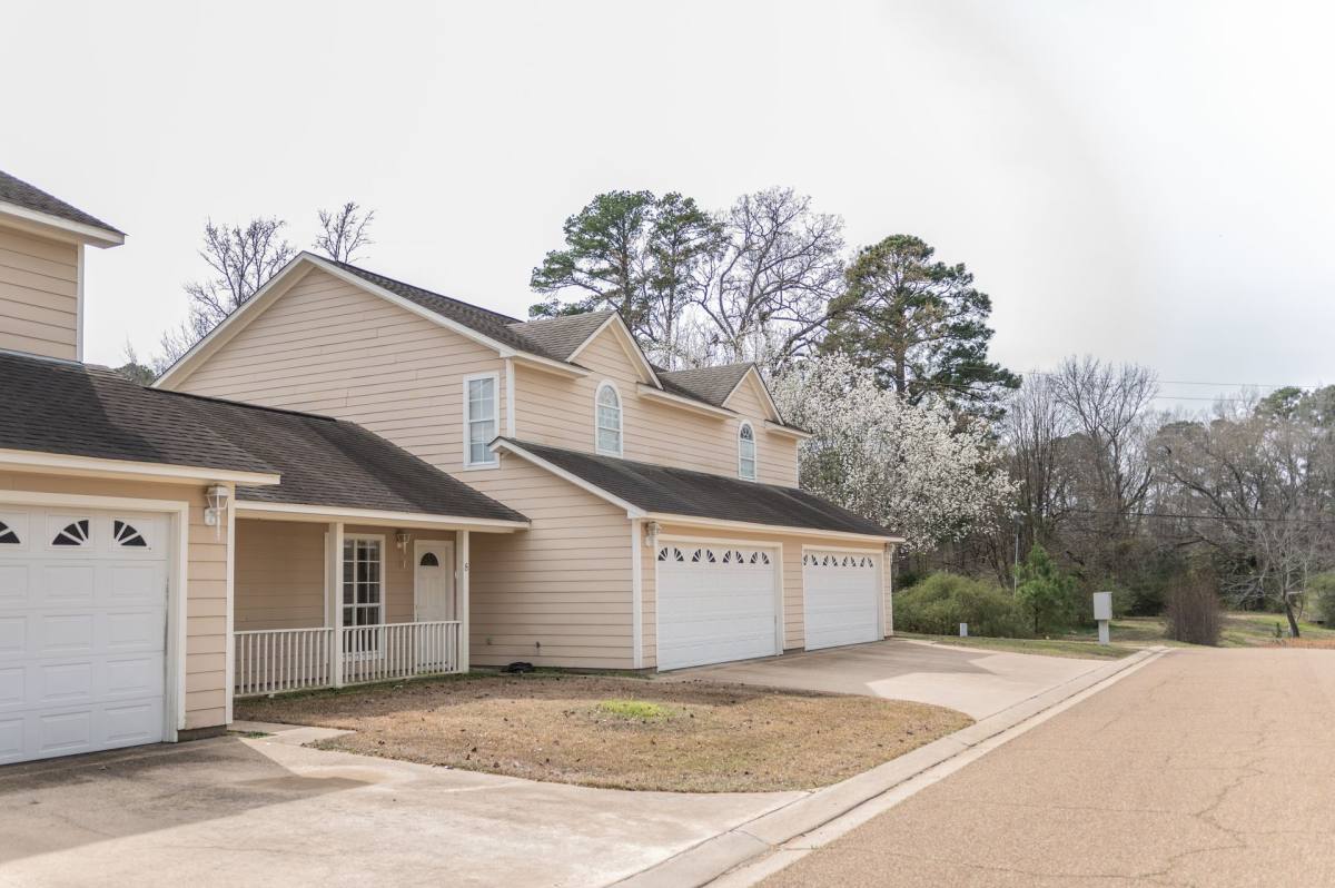 Townhouse for rent at 1508 Cooktown Rd, Ruston, LA 71270