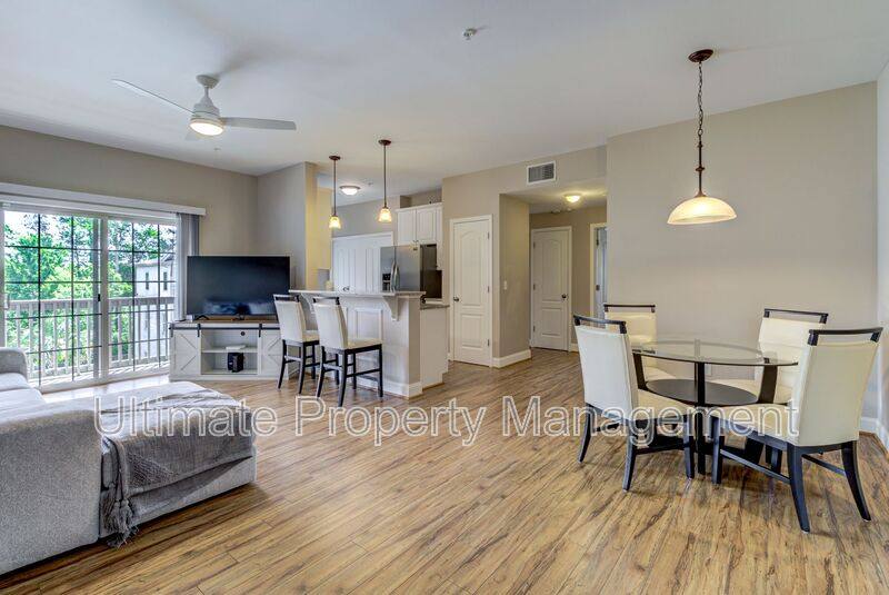 Condo for rent at 119 Covil Ave #304, Wilmington, NC 28403