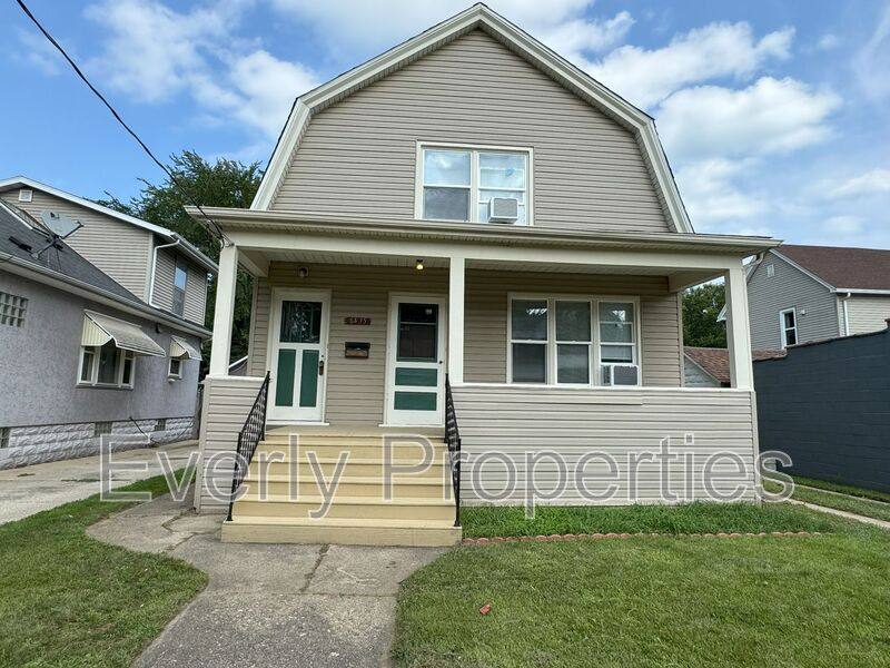House for rent at 6435 21st Ave, Kenosha, WI 53143
