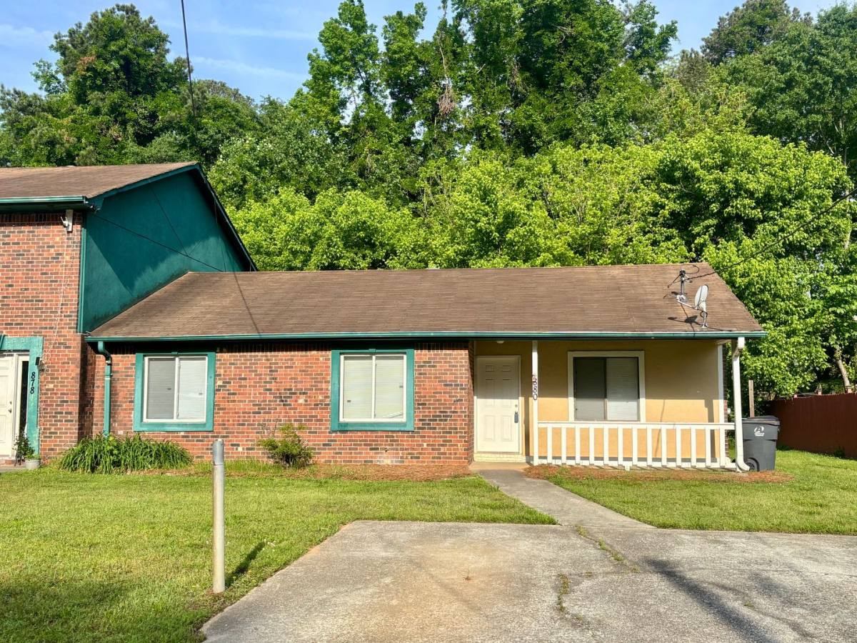 House for rent at 880 Stillwater Lane, Lawrenceville, GA 30044