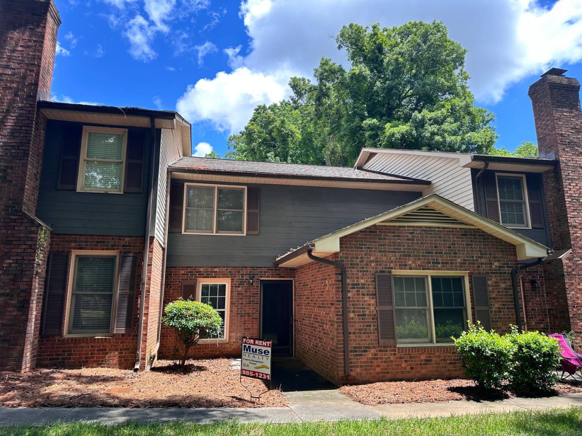 Townhouse for rent at 1640 India Hook Rd, Rock Hill, SC 29730
