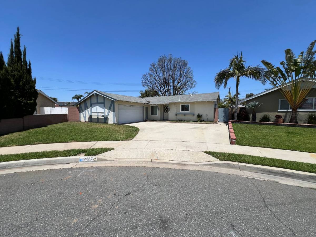 House for rent at 2237 E Madison Ave, Orange, CA 92867