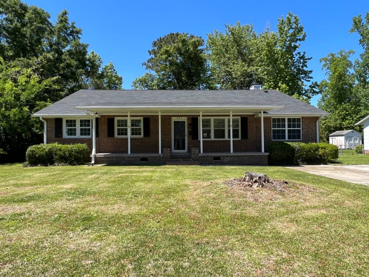 House for rent at 805 Gardenview Dr, Jacksonville, NC 28540
