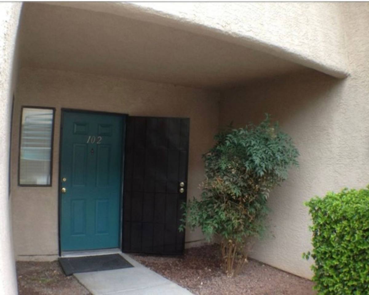Condo for rent at 4360 Woodpine Dr, Las Vegas, NV 89119