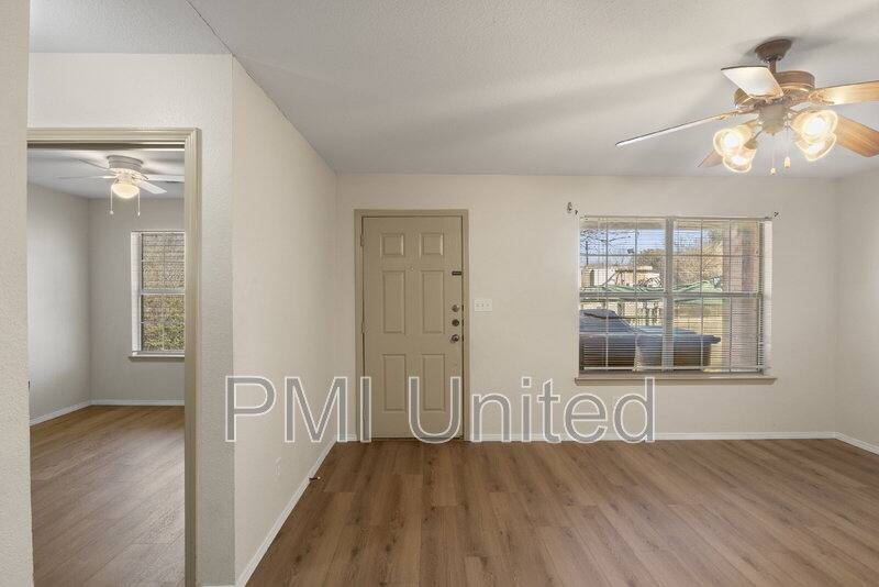 Townhouse for rent at 2335 N Elm St #3, Denton, TX 76201