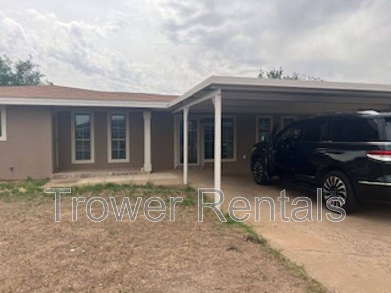 House for rent at 103 W Dormard, Midland, TX 79705
