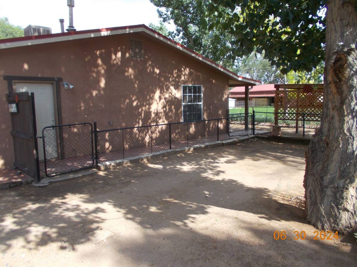 House for rent at 2412 Don Felipe Rd SW Casita, Albuquerque, NM 87105