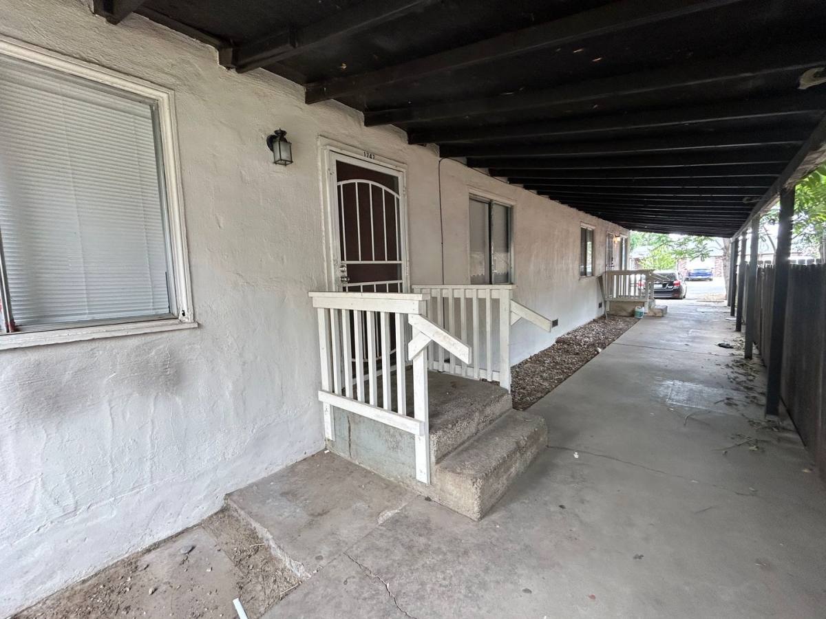 Townhouse for rent at 1747 Bonnie Brae Ave, Modesto, CA 95354