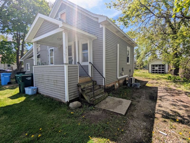 Apartment for rent at 716 Community St #A, Lansing, MI 48906
