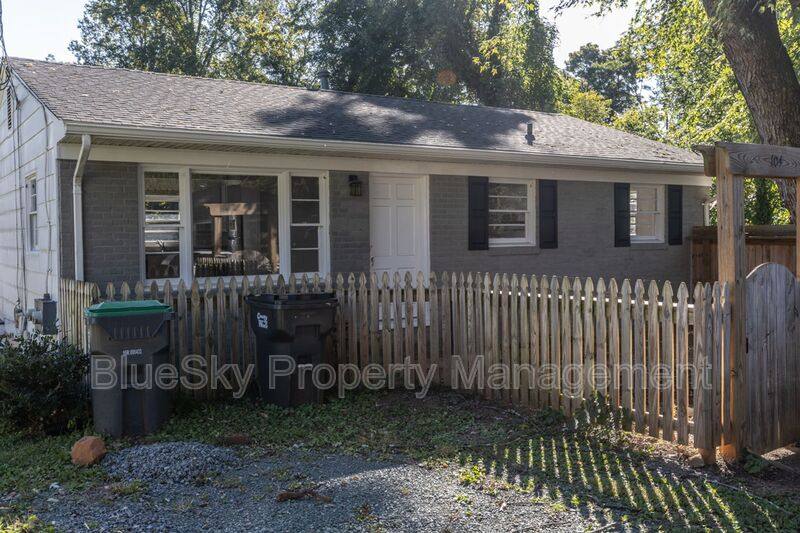 Apartment for rent at 104 Stratford Court #A, Charlottesville, VA 22903