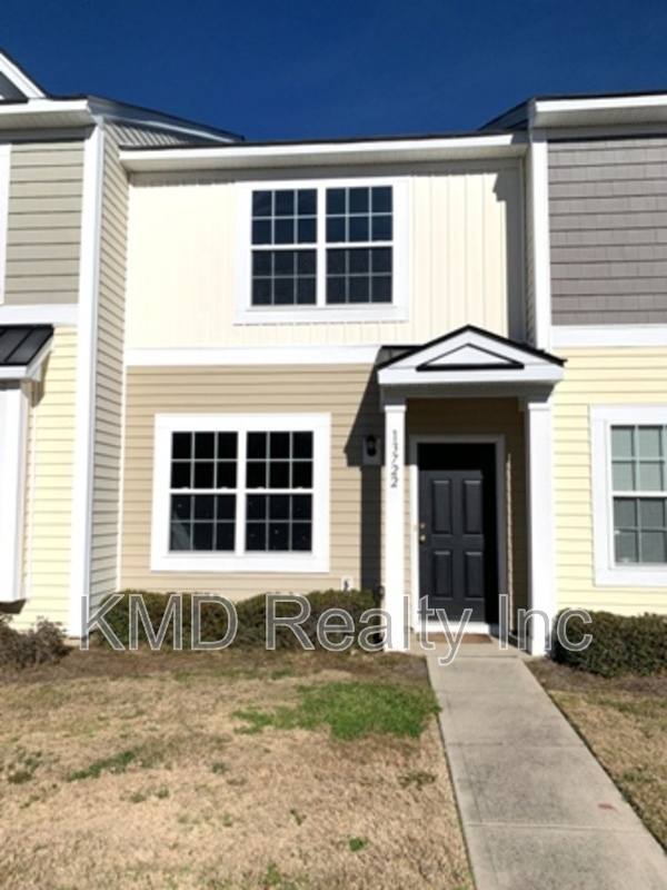 Townhouse for rent at 13722 Calloway Glen Dr, Charlotte, NC 28273