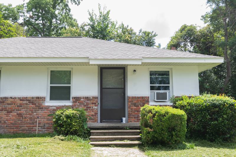 Apartment for rent at 1207 N Martin Luther King Junior Blvd, Tallahassee, FL 32303