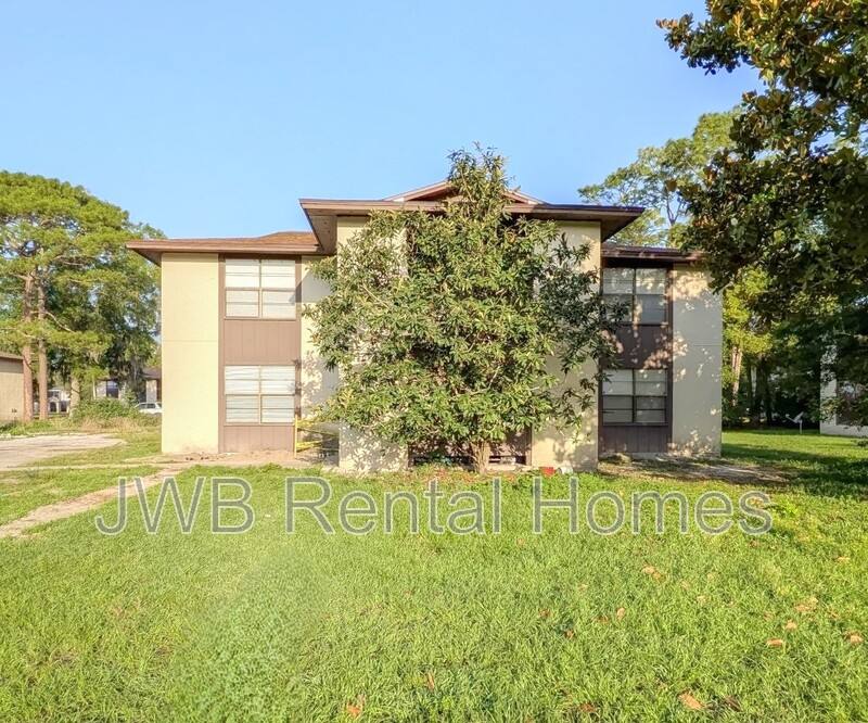 Apartment for rent at 476 Bentwood Lane #A, Orange Park, FL 32073