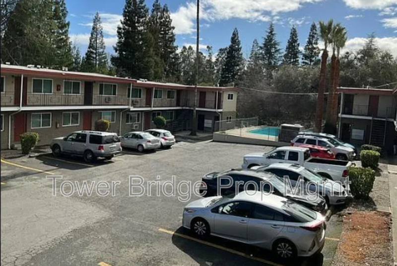 Apartment for rent at 10612 Fair Oaks Blvd #6, Fair Oaks, CA 95628