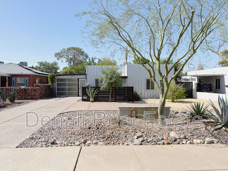 House for rent at 2237 E Cambridge Ave, Phoenix, AZ 85006