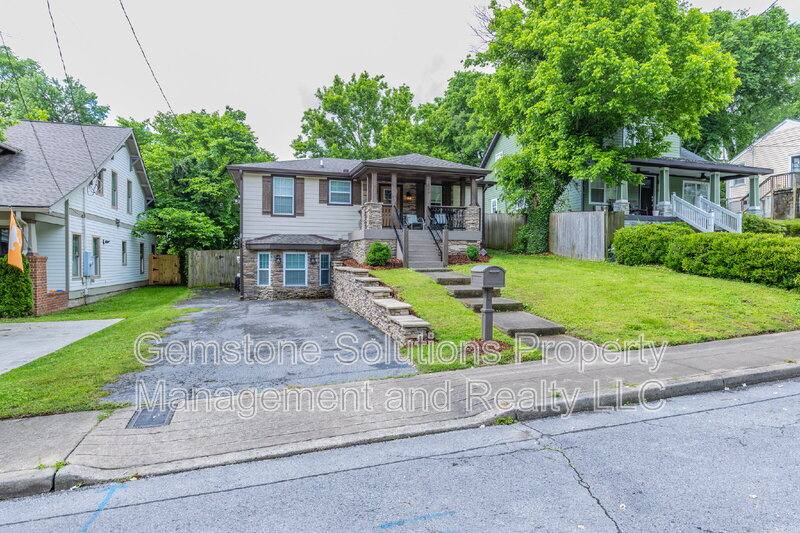 House for rent at 1406 Lillian St, Nashville, TN 37206
