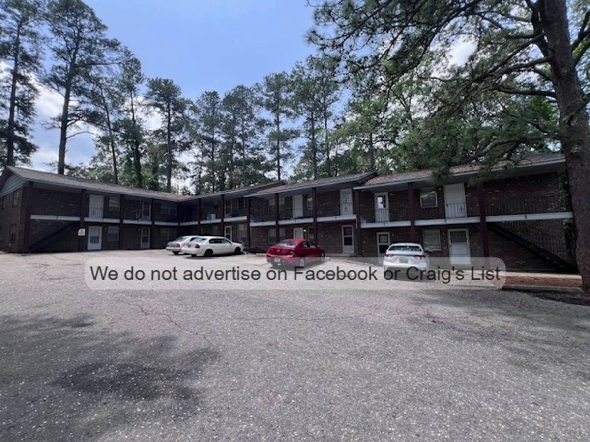 Apartment for rent at 1021 W Rowan St, Fayetteville, NC 28305