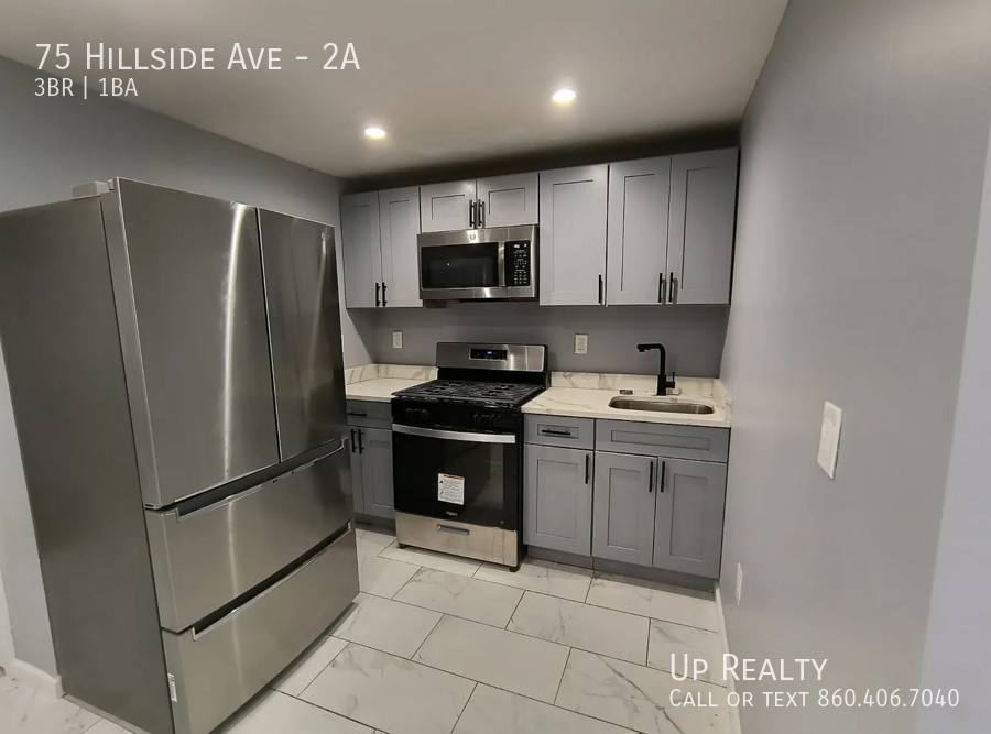 House for rent at 75 Hillside Ave #2A, East Haven, CT 06512