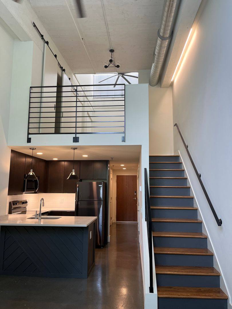 Apartment for rent at 712 12th St, Lynchburg, VA 24504