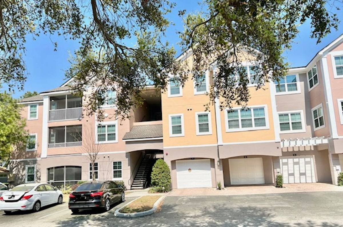 Condo for rent at 6685 Queens Borough Ave, Orlando, FL 32835