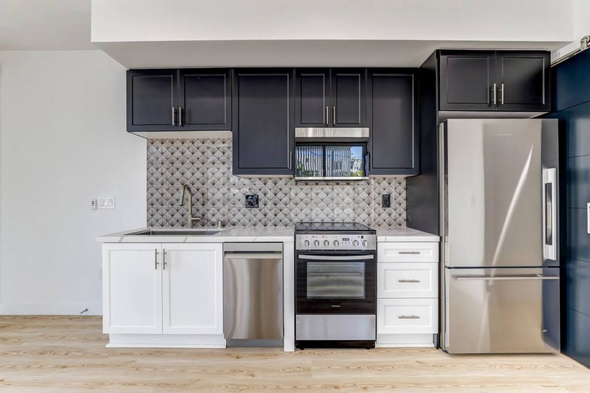Apartment for rent at 3910 Chapman St, San Diego, CA 92110