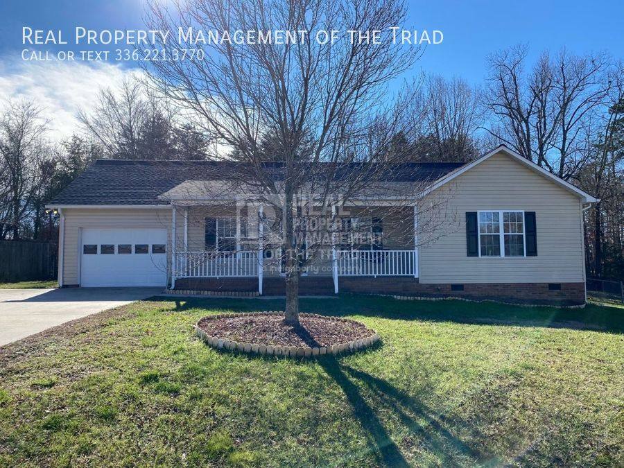 House for rent at 13 Birchwood Court, Thomasville, NC 27360