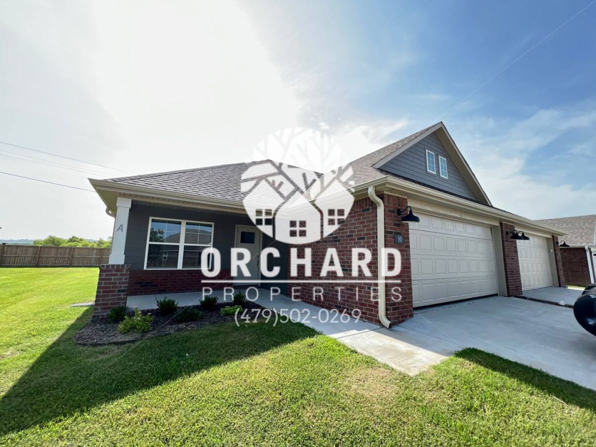 Apartment for rent at 383 N Cloudy Loop, Farmington, AR 72730