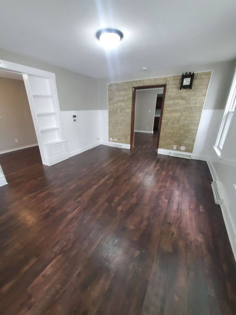 Apartment for rent at 1613-1615 Taylor Ave, Racine, WI 53403